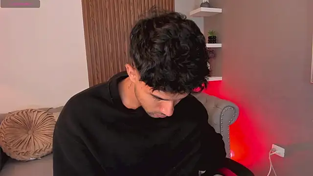 Snapshot of liam_collins21 chatting on 03/11/25, 11:33 liam collins21 online show from 03/11/25, 11:33