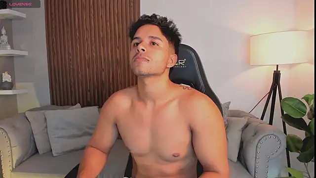 Snapshot of liam_collins21 chatting on 09/09/25, 11:43 liam collins21 online show from 09/09/25, 11:43