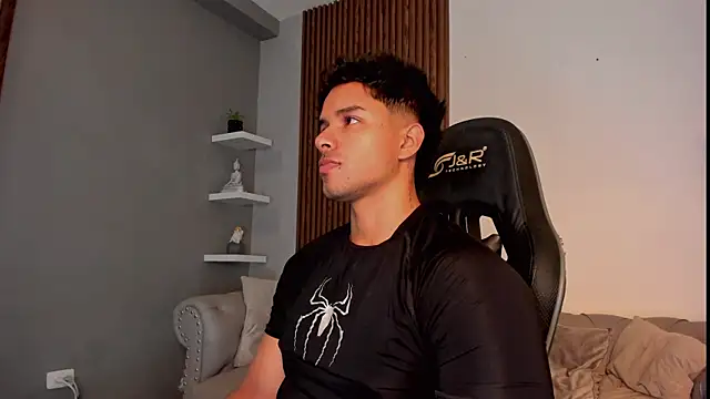 Snapshot of liam_collins21 chatting on 09/10/25, 11:43 liam collins21 online show from 09/10/25, 11:43