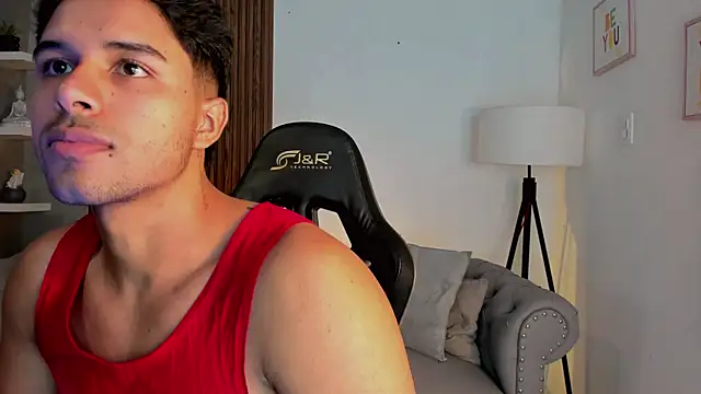 Snapshot of liam_collins21 chatting on 09/18/25, 11:45 liam collins21 online show from 09/18/25, 11:45