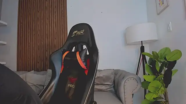 Snapshot of liam_collins21 chatting on 10/01/25, 11:49 liam collins21 online show from 10/01/25, 11:49