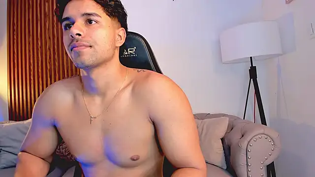 Snapshot of liam_collins21 chatting on 11/07/25, 11:54 liam collins21 online show from 11/07/25, 11:54