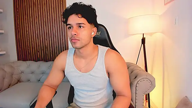 Snapshot of liam_collins21 chatting on 11/12/25, 11:54 liam collins21 online show from 11/12/25, 11:54