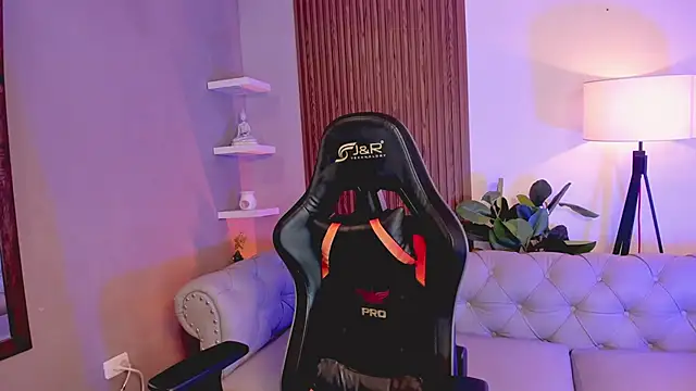 liam collins21 online show from 12/22/25, 12:02