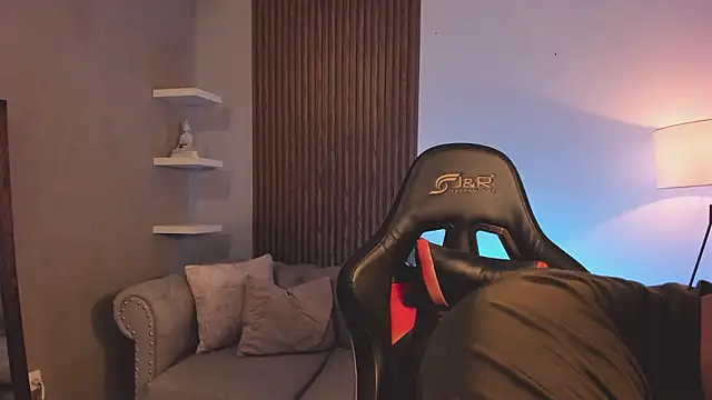 liam collins21 online show from 02/23/26, 12:02