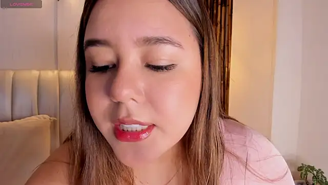 Snapshot of Aria_Reid chatting on 02/19/25, 12:22 Aria Reid online show from 02/19/25, 12:22