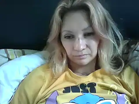 Snapshot of Paulita_x3 chatting on 02/04/25, 04:39 Paulita x3 online show from 02/04/25, 04:39