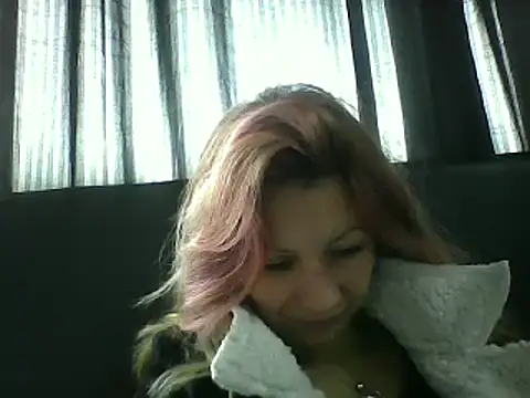 Snapshot of Paulita_x3 chatting on 03/06/25, 01:14 Paulita x3 online show from 03/06/25, 01:14