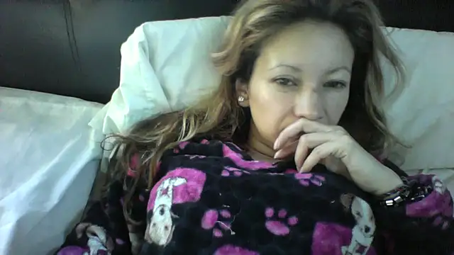 Snapshot of Paulita_x3 chatting on 03/22/25, 11:32 Paulita x3 online show from 03/22/25, 11:32