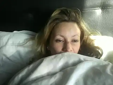 Snapshot of Paulita_x3 chatting on 03/04/26, 11:49 Paulita x3 online show from 03/04/26, 11:49