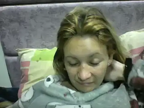 Snapshot of Paulita_x3 chatting on 06/26/26, 09:46 Paulita x3 online show from 06/26/26, 09:46