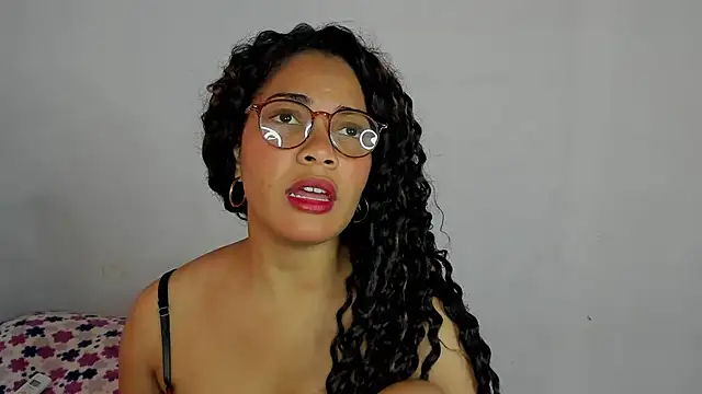 Jade Dorthini online show from 01/21/25, 07:39