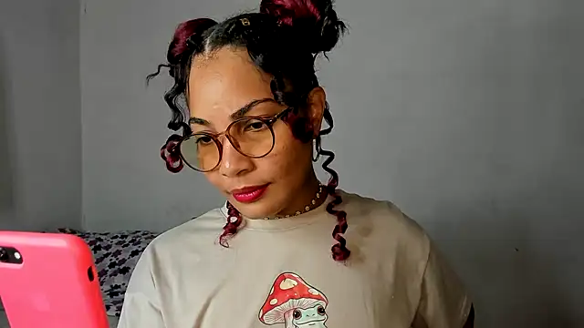 Jade Dorthini online show from 03/07/25, 09:06