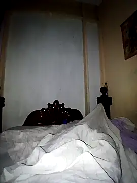 Snapshot of unrulydon255 chatting on 01/17/26, 05:45 unrulydon255 online show from 01/17/26, 05:45