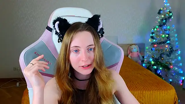 Cowell Adelina online show from 12/20/25, 09:27