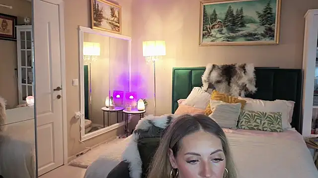 JoanneGG online show from 01/18/26, 12:09