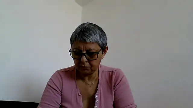 roseblak42 online show from 01/09/26, 11:35