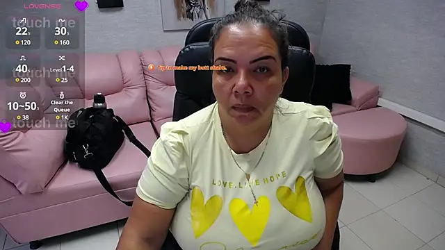 Penelope Nipples  online show from 01/27/25, 11:54