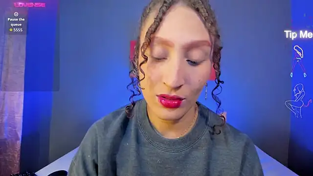 IsabellaSpencer online show from 12/02/25, 10:05