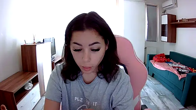 LovelyJulliette online show from 09/15/25, 12:38