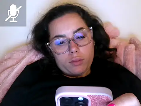 LovelyJulliette online show from 11/25/25, 03:12