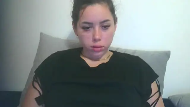 LovelyJulliette online show from 12/01/25, 02:22