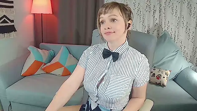 Snapshot of NandiSmile chatting on 02/17/26, 05:30 NandiSmile online show from 02/17/26, 05:30