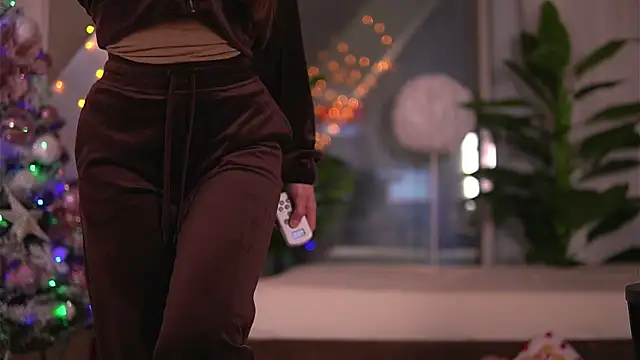 KaylaBray online show from 12/20/25, 04:52