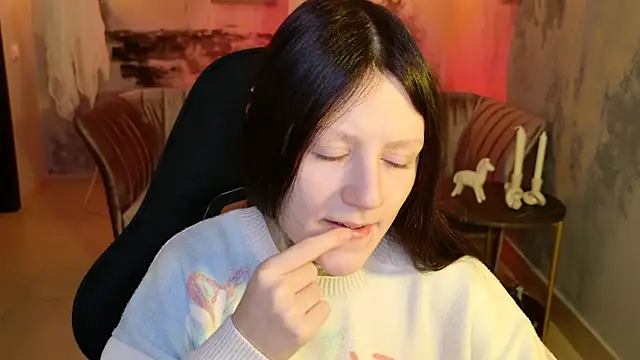 Snapshot of VeliraBraitberg chatting on 12/06/24, 11:22 VeliraBraitberg online show from 12/06/24, 11:22