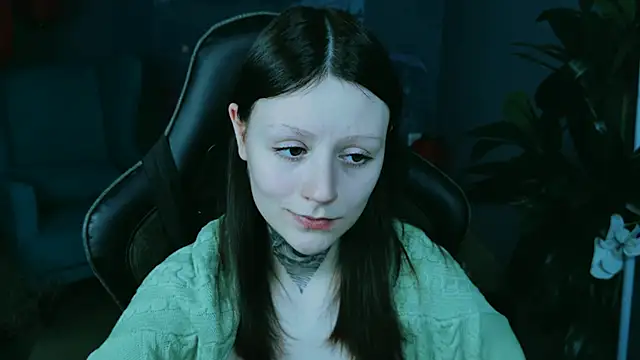 Snapshot of VeliraBraitberg chatting on 12/13/24, 11:13 VeliraBraitberg online show from 12/13/24, 11:13