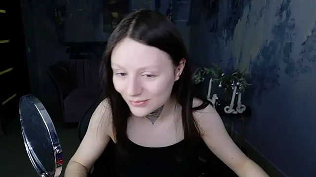 Snapshot of VeliraBraitberg chatting on 12/28/24, 05:12 VeliraBraitberg online show from 12/28/24, 05:12