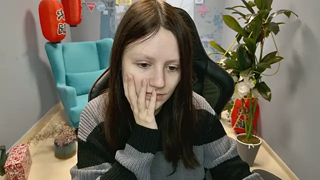 Snapshot of VeliraBraitberg chatting on 01/04/25, 05:05 VeliraBraitberg online show from 01/04/25, 05:05