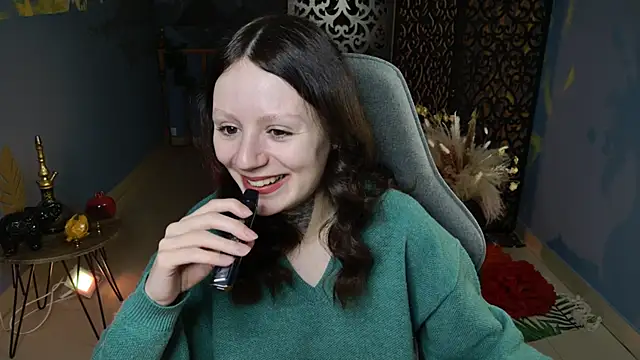 Snapshot of VeliraBraitberg chatting on 01/31/25, 11:13 VeliraBraitberg online show from 01/31/25, 11:13