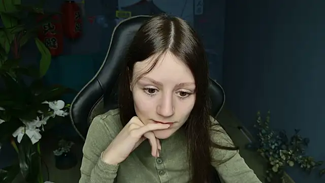 Snapshot of VeliraBraitberg chatting on 02/08/25, 08:09 VeliraBraitberg online show from 02/08/25, 08:09