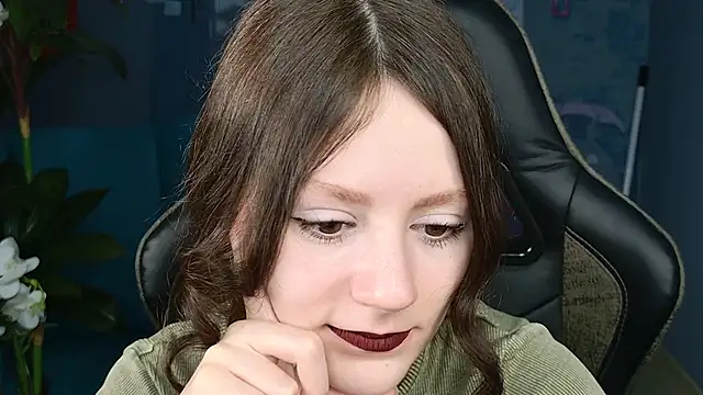 Snapshot of VeliraBraitberg chatting on 02/28/25, 08:09 VeliraBraitberg online show from 02/28/25, 08:09