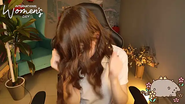 Snapshot of VeliraBraitberg chatting on 03/08/25, 11:16 VeliraBraitberg online show from 03/08/25, 11:16