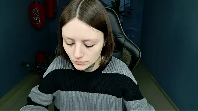 Snapshot of VeliraBraitberg chatting on 03/20/25, 05:02 VeliraBraitberg online show from 03/20/25, 05:02