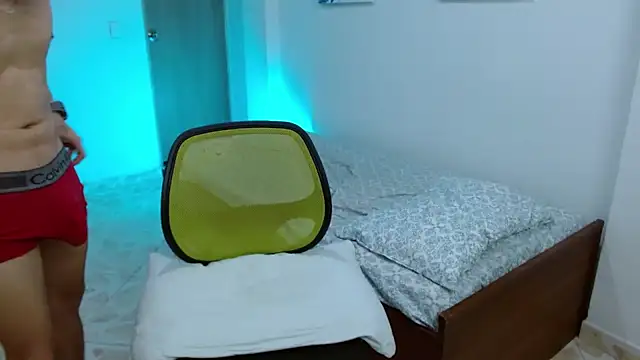 Snapshot of giannandblacke chatting on 01/11/25, 12:22 giannandblacke online show from 01/11/25, 12:22