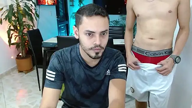 Snapshot of giannandblacke chatting on 02/18/25, 11:52 giannandblacke online show from 02/18/25, 11:52