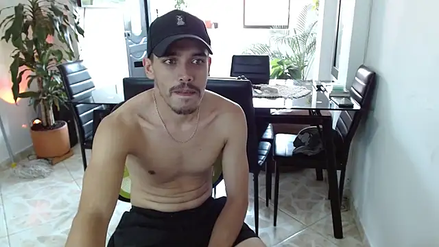 Snapshot of giannandblacke chatting on 02/27/25, 06:42 giannandblacke online show from 02/27/25, 06:42