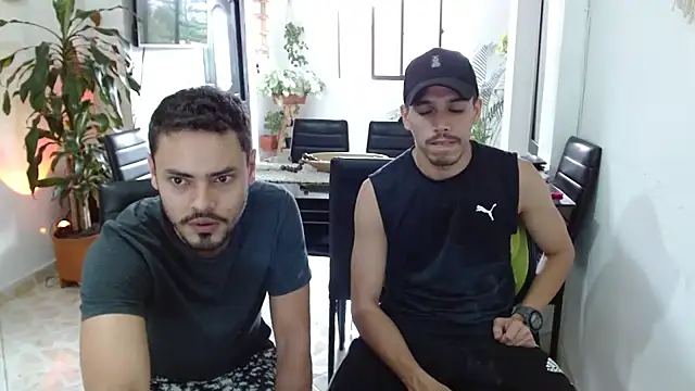 Snapshot of giannandblacke chatting on 03/03/25, 06:44 giannandblacke online show from 03/03/25, 06:44