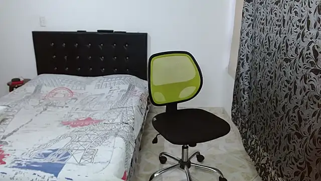 Snapshot of giannandblacke chatting on 09/26/25, 10:14 giannandblacke online show from 09/26/25, 10:14