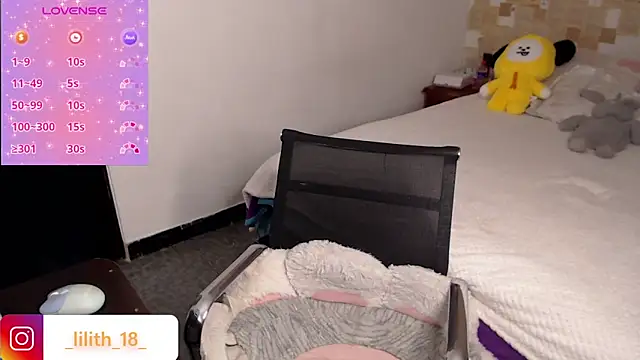 Snapshot of _Lilith_18_ chatting on 12/29/24, 06:56 Lilith 18 online show from 12/29/24, 06:56