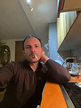 Adventurehotman online show from 03/18/25, 11:42