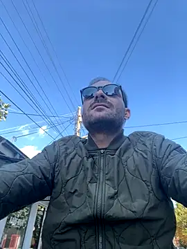 Adventurehotman online show from 10/09/25, 12:25