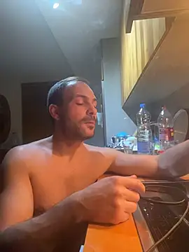 Adventurehotman online show from 10/26/25, 12:27