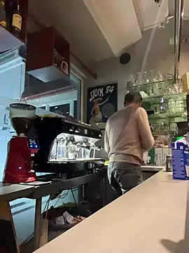 Adventurehotman online show from 11/13/25, 08:19