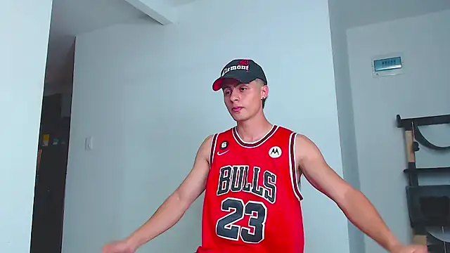 Snapshot of Stiven_CL chatting on 09/09/25, 12:21 Stiven CL online show from 09/09/25, 12:21