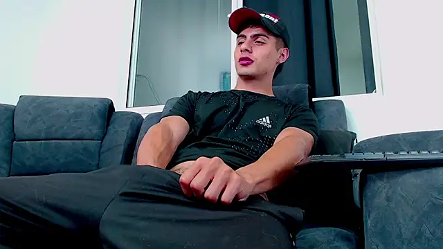 Snapshot of Stiven_CL chatting on 09/17/25, 05:09 Stiven CL online show from 09/17/25, 05:09