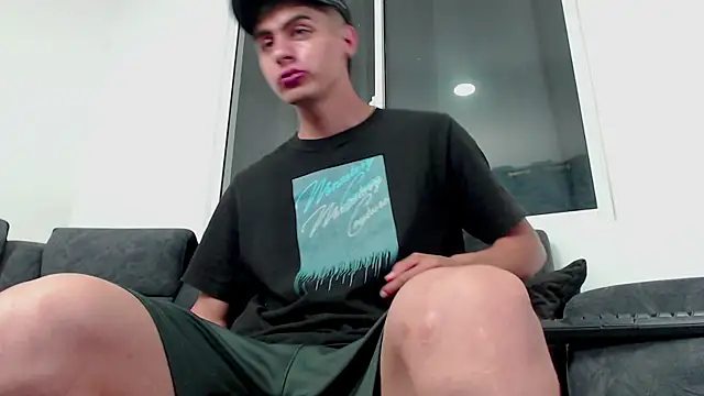 Snapshot of Stiven_CL chatting on 09/20/25, 01:50 Stiven CL online show from 09/20/25, 01:50